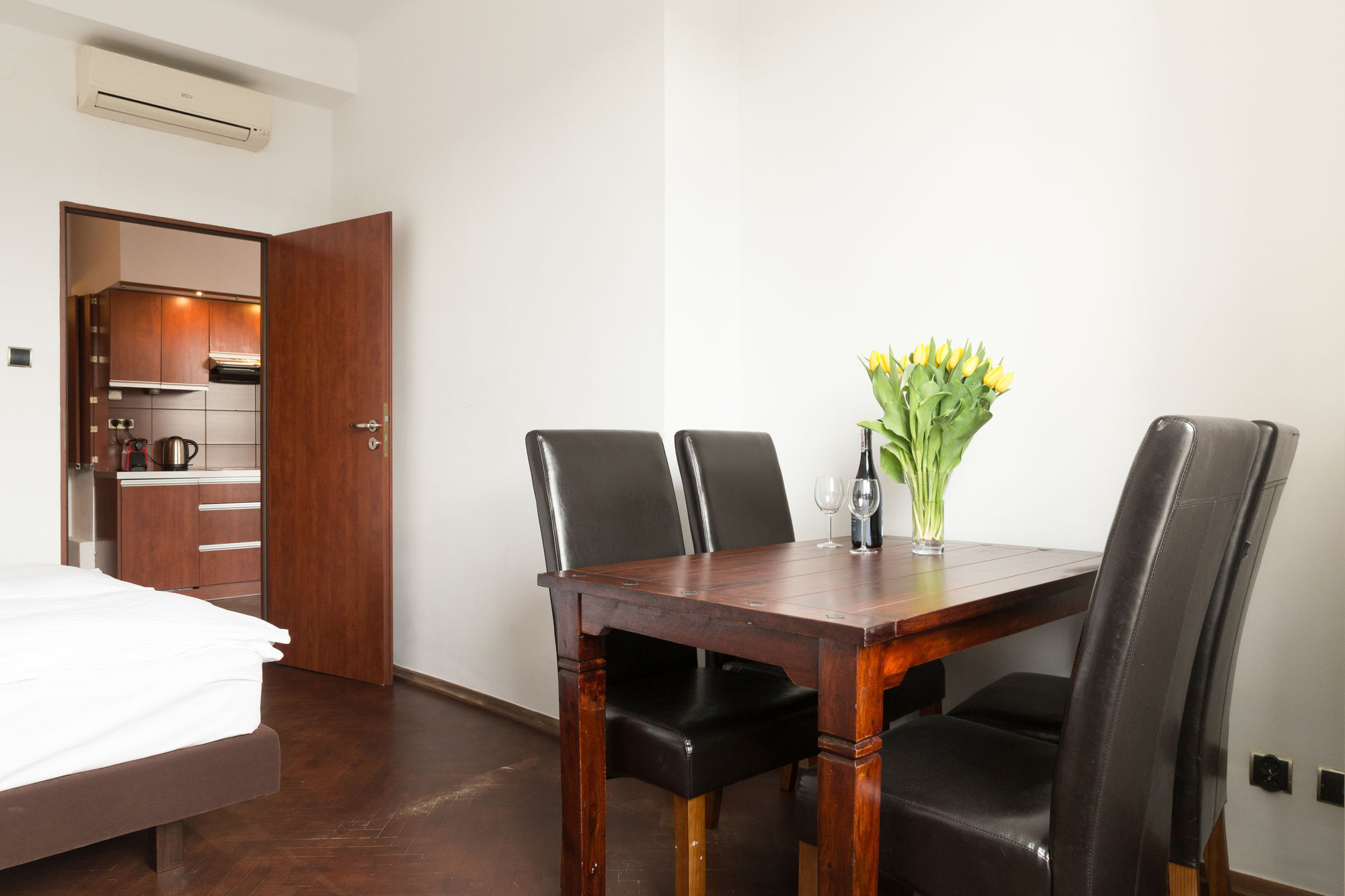 Apartamenty Wawa Centrum By Your Freedom วอร์ซอ ภายนอก รูปภาพ